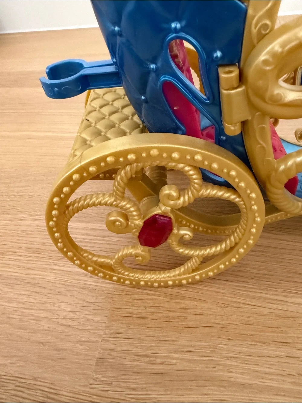 Disney elegant gold